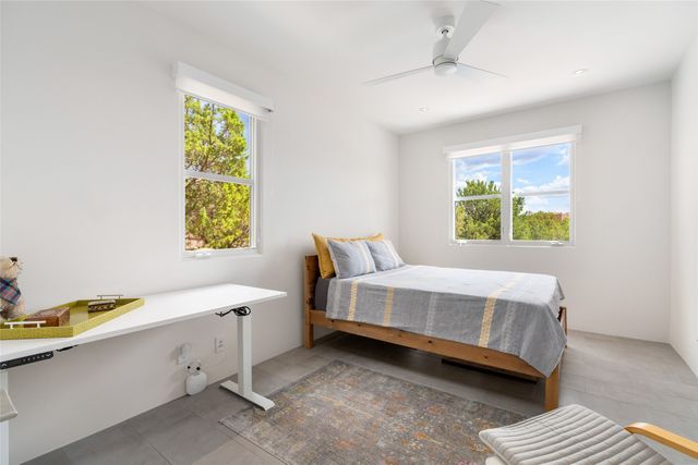 1667 Sentiero Della Villa, Santa Fe, NM 87506