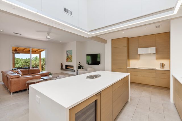 1667 Sentiero Della Villa, Santa Fe, NM 87506