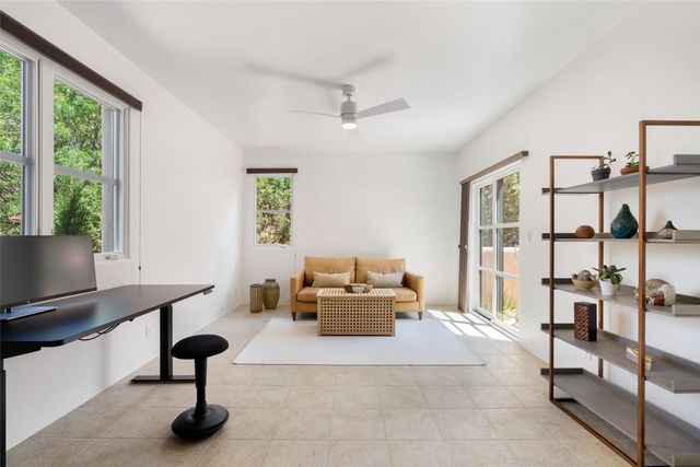 1667 Sentiero Della Villa, Santa Fe, NM 87506