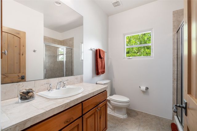 1667 Sentiero Della Villa, Santa Fe, NM 87506