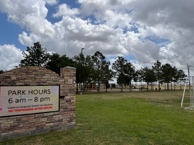 8318 Tartan Court, Rosharon, TX 77583