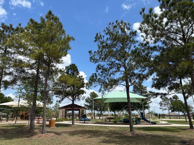 8318 Tartan Court, Rosharon, TX 77583