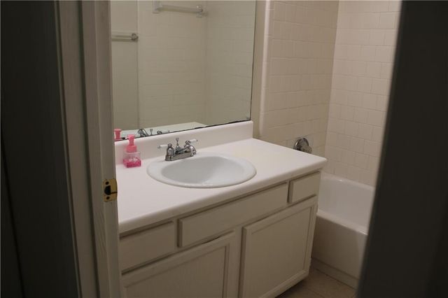 2675 Binghampton Lane, Lawrenceville, GA 30044