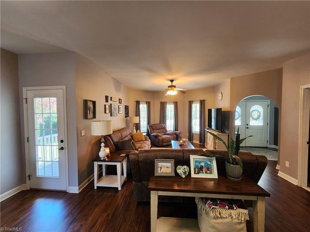 316 High Point Street, Randleman, NC 27317