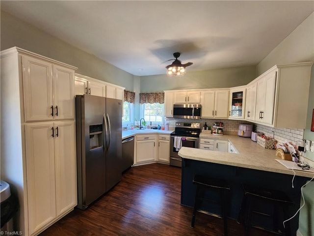 316 High Point Street, Randleman, NC 27317