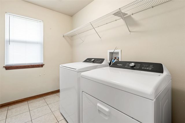 1002 Northpark Boulevard, Huxley, IA 50124