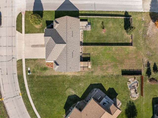 1002 Northpark Boulevard, Huxley, IA 50124