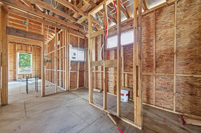 449 County Road 3566, Cleveland, TX 77327