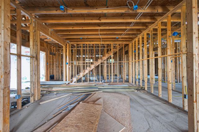 449 County Road 3566, Cleveland, TX 77327