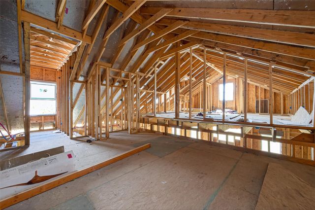 449 County Road 3566, Cleveland, TX 77327