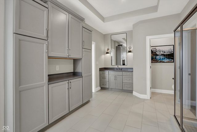 5658 Bentbrook Drive, Bargersville, IN 46106