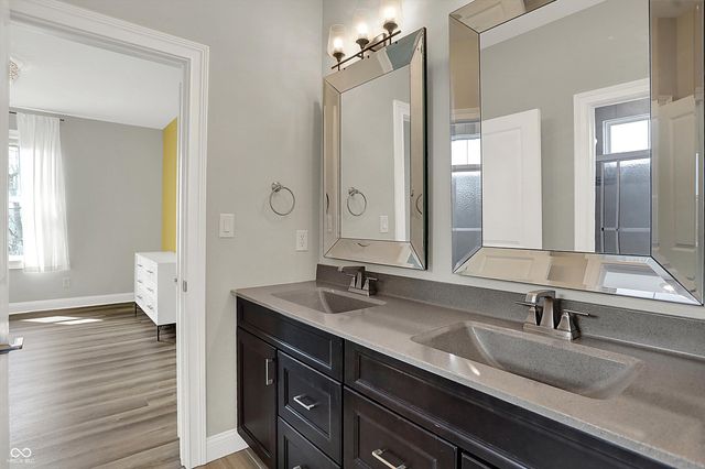 5658 Bentbrook Drive, Bargersville, IN 46106