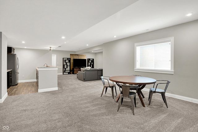 5658 Bentbrook Drive, Bargersville, IN 46106