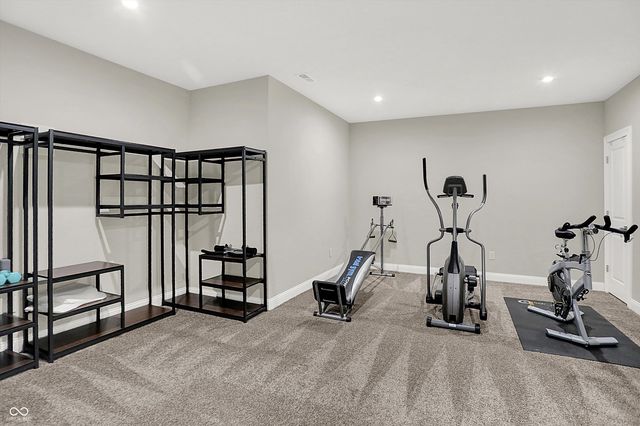 5658 Bentbrook Drive, Bargersville, IN 46106