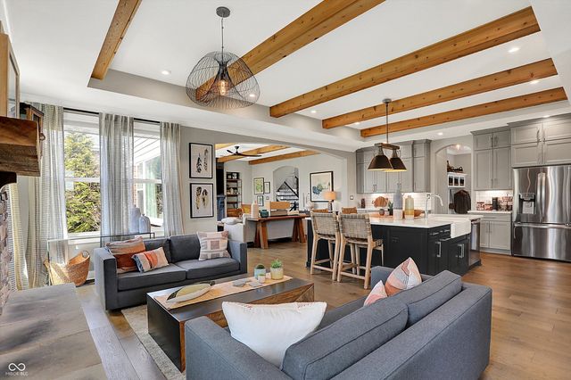 5658 Bentbrook Drive, Bargersville, IN 46106