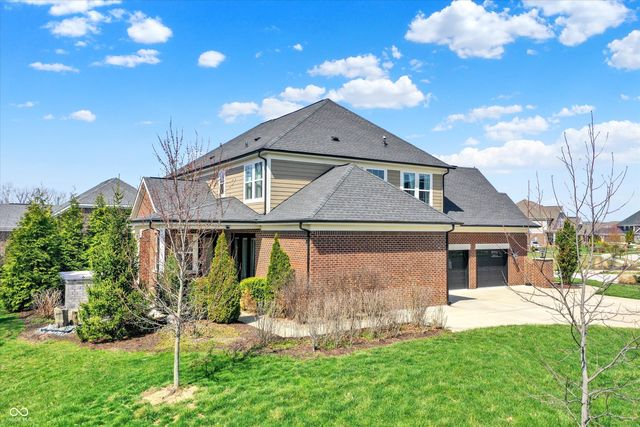 5658 Bentbrook Drive, Bargersville, IN 46106