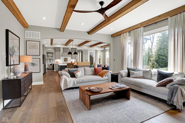 5658 Bentbrook Drive, Bargersville, IN 46106