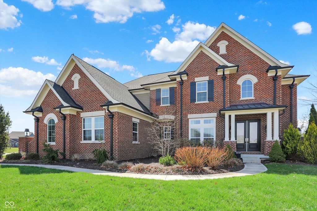 5658 Bentbrook Drive, Bargersville, IN 46106