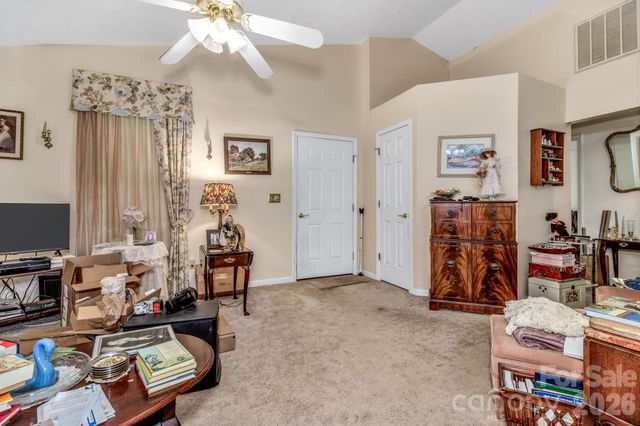 105 Amelia Drive, Hendersonville, NC 28792