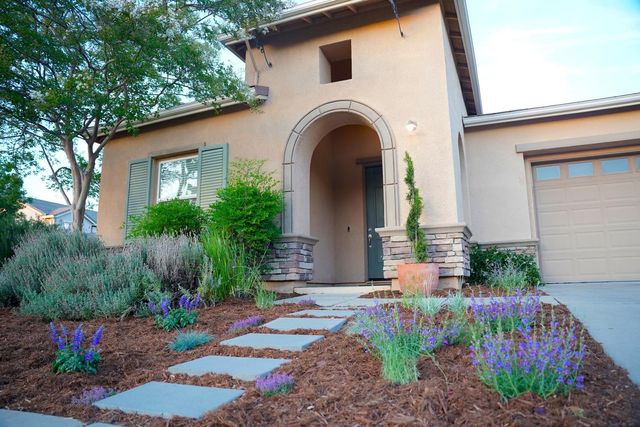 9715 Collie Way, Elk Grove, CA 95757