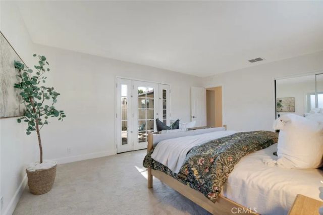 13903 Hesby Street, Sherman Oaks, CA 91423