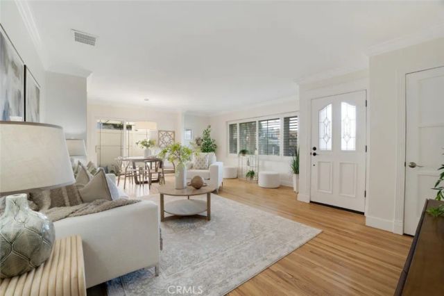 13903 Hesby Street, Sherman Oaks, CA 91423