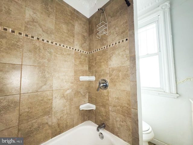 711 FLORIDA AVE NE, Washington, DC 20002