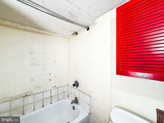 711 FLORIDA AVE NE, Washington, DC 20002