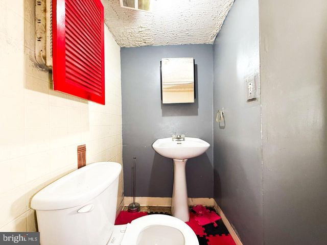 711 FLORIDA AVE NE, Washington, DC 20002