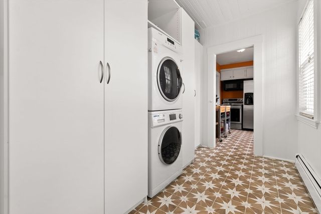 32 Broadway Ave, Ipswich, MA 01938