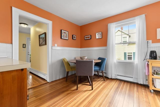 32 Broadway Ave, Ipswich, MA 01938