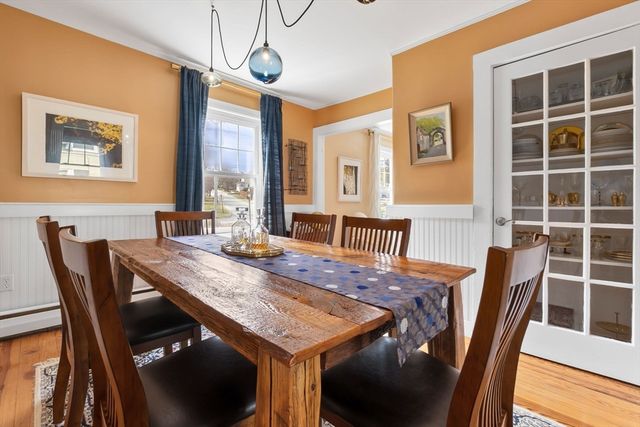 32 Broadway Ave, Ipswich, MA 01938