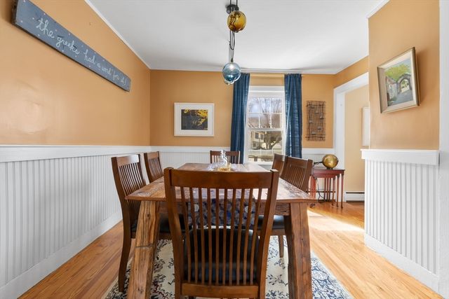 32 Broadway Ave, Ipswich, MA 01938