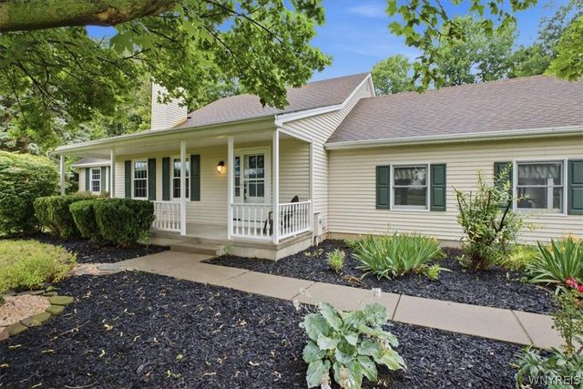 3275 Wilson Youngstown Road, Wilson, NY 14172