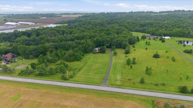 3275 Wilson Youngstown Road, Wilson, NY 14172