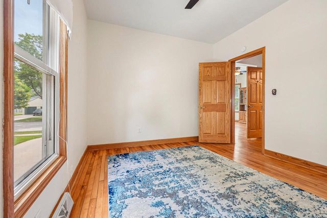 4963 N 127th STREET, Butler, WI 53007