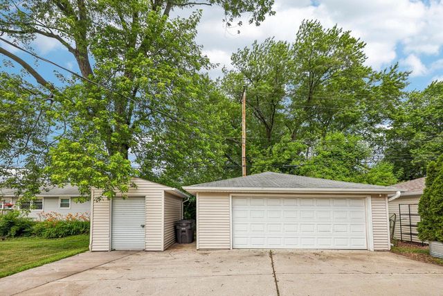 4963 N 127th STREET, Butler, WI 53007