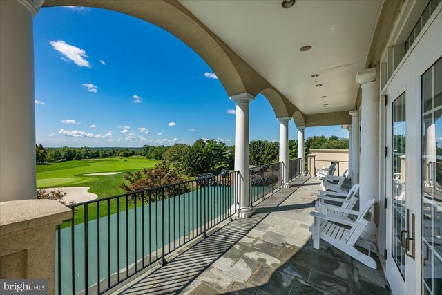 43126 MEADOW GROVE DR, Ashburn, VA 20147