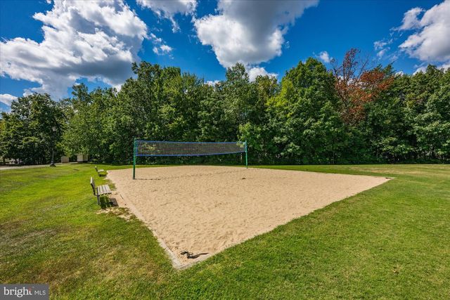 43126 MEADOW GROVE DR, Ashburn, VA 20147