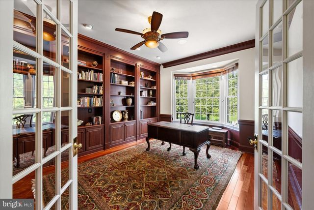 43126 MEADOW GROVE DR, Ashburn, VA 20147