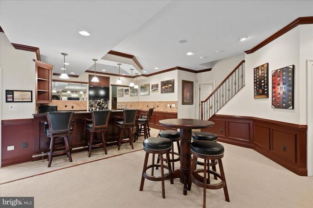 43126 MEADOW GROVE DR, Ashburn, VA 20147