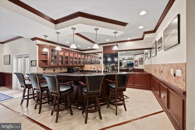 43126 MEADOW GROVE DR, Ashburn, VA 20147
