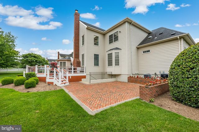 43126 MEADOW GROVE DR, Ashburn, VA 20147