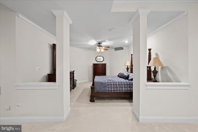 43126 MEADOW GROVE DR, Ashburn, VA 20147