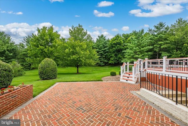 43126 MEADOW GROVE DR, Ashburn, VA 20147