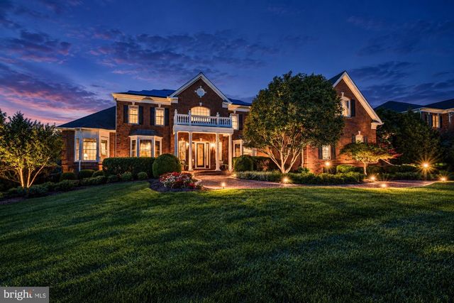 43126 MEADOW GROVE DR, Ashburn, VA 20147