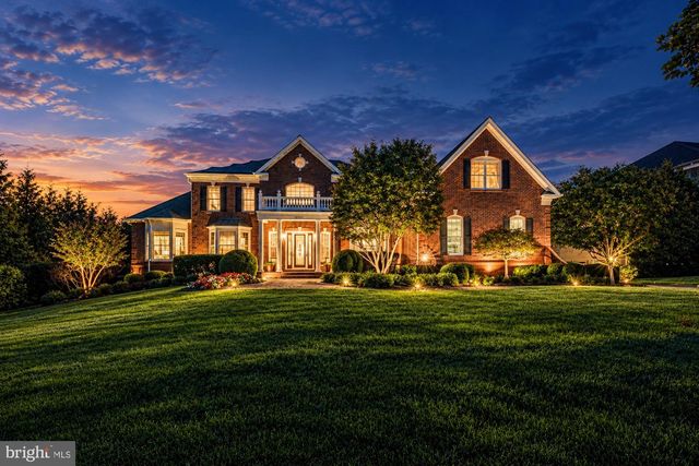43126 MEADOW GROVE DR, Ashburn, VA 20147