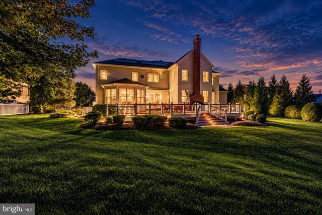 43126 MEADOW GROVE DR, Ashburn, VA 20147