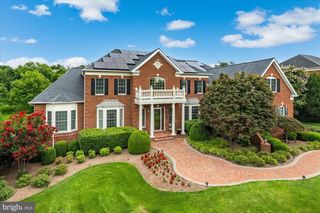 43126 MEADOW GROVE DR, Ashburn, VA 20147