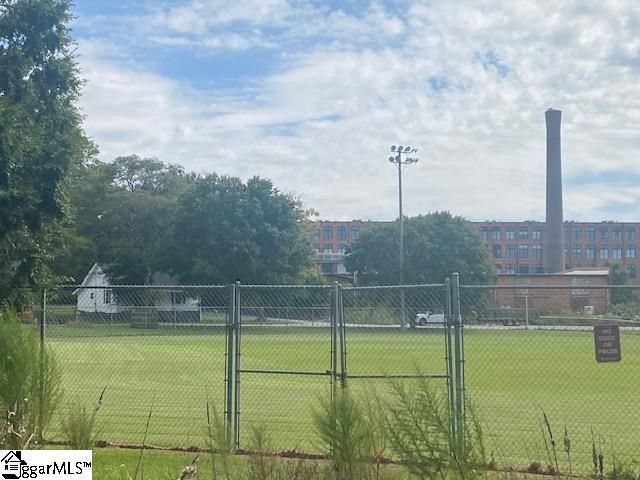 30 Baldwin Street, Greenville, SC 29611